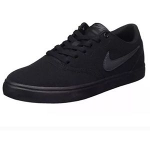 NEW Nike Sb black shoes size 9.5